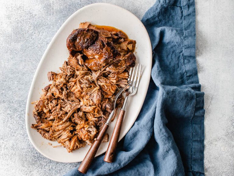 Easy Pulled Pork Instant Pot Pulled Pork